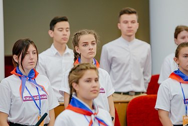 Школьникам предложили отменить ЕГЭ